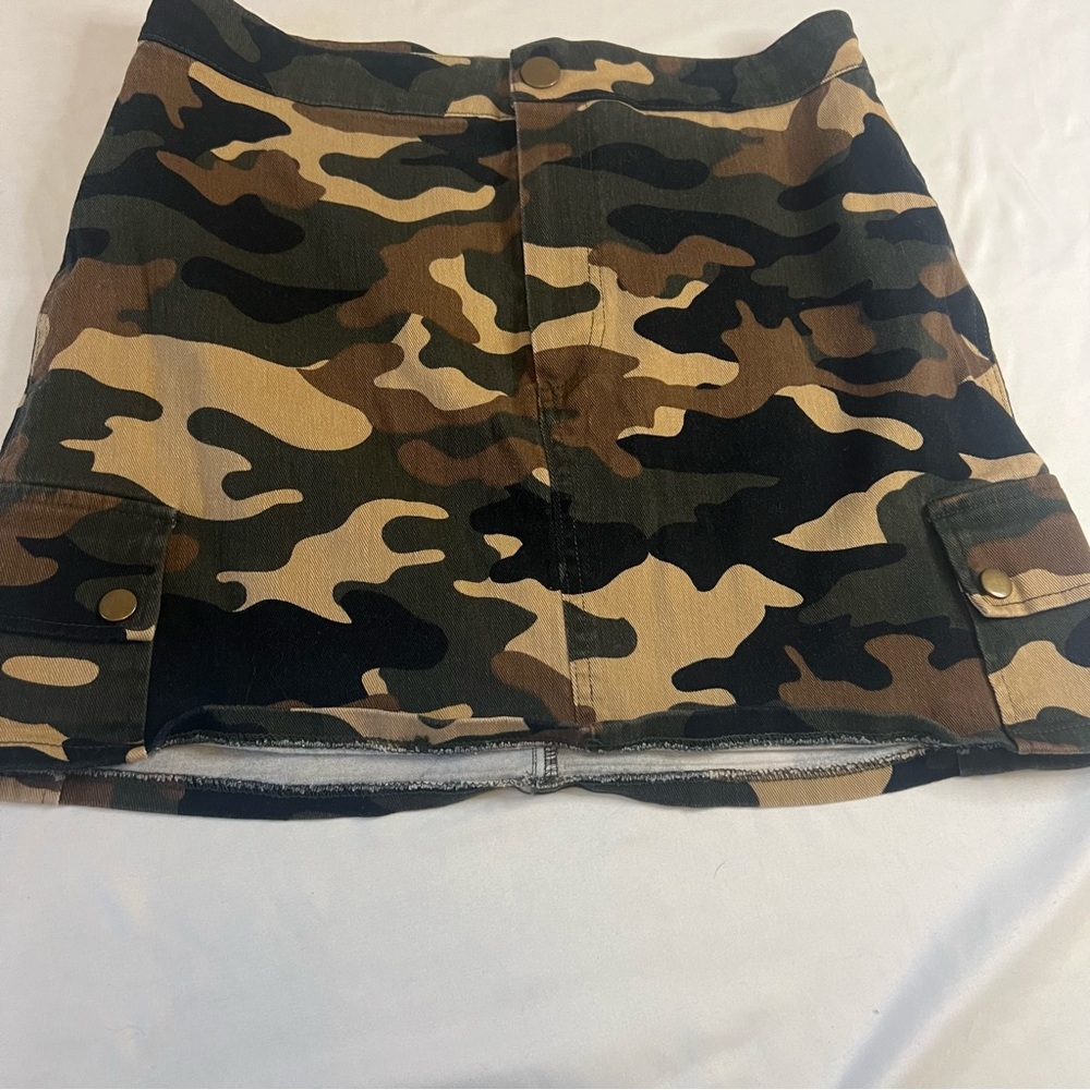 Forever 21 Camouflage Mini Skirt with Cargo Pockets